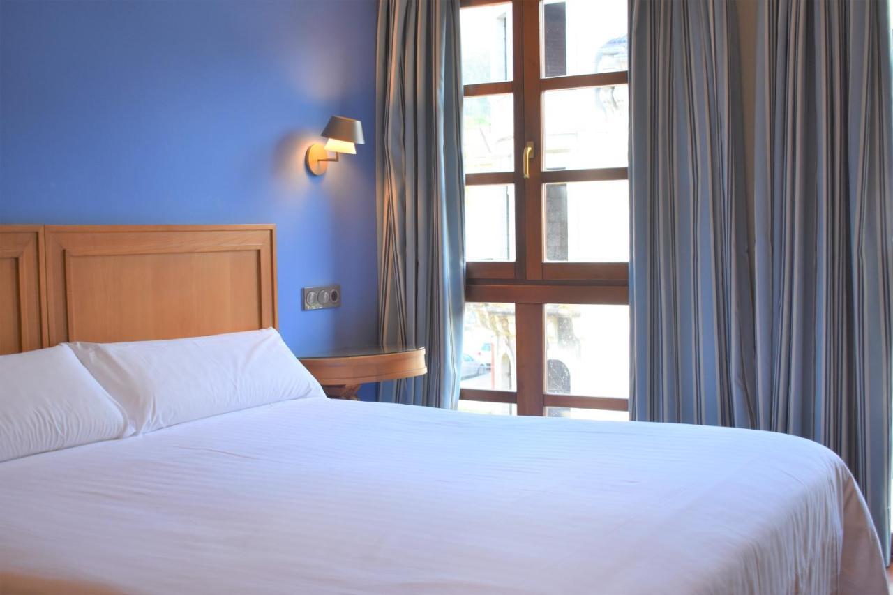 Hotel El Sella Onís エクステリア 写真