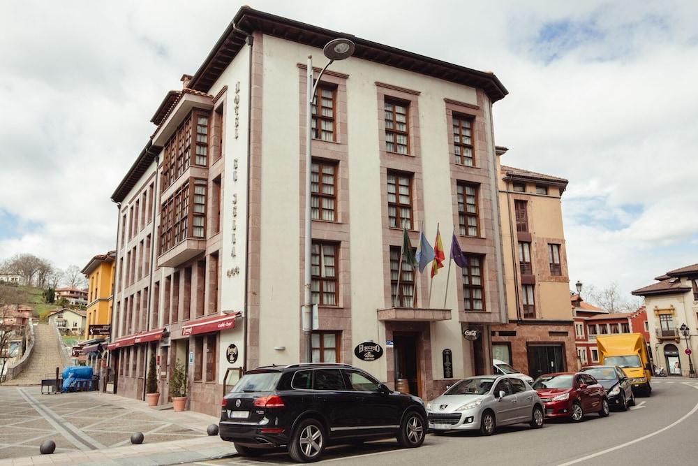 Hotel El Sella Onís エクステリア 写真