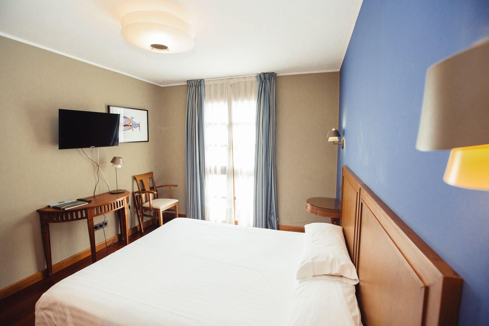 Hotel El Sella Onís エクステリア 写真