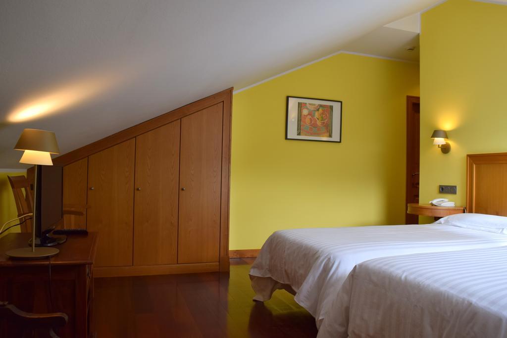 Hotel El Sella Onís エクステリア 写真