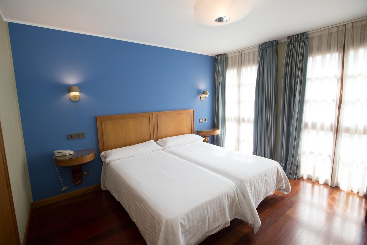 Hotel El Sella Onís エクステリア 写真