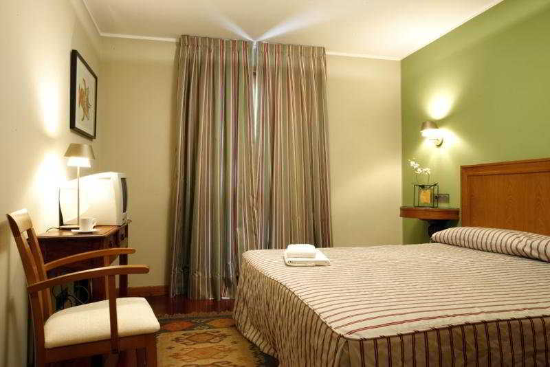 Hotel El Sella Onís エクステリア 写真
