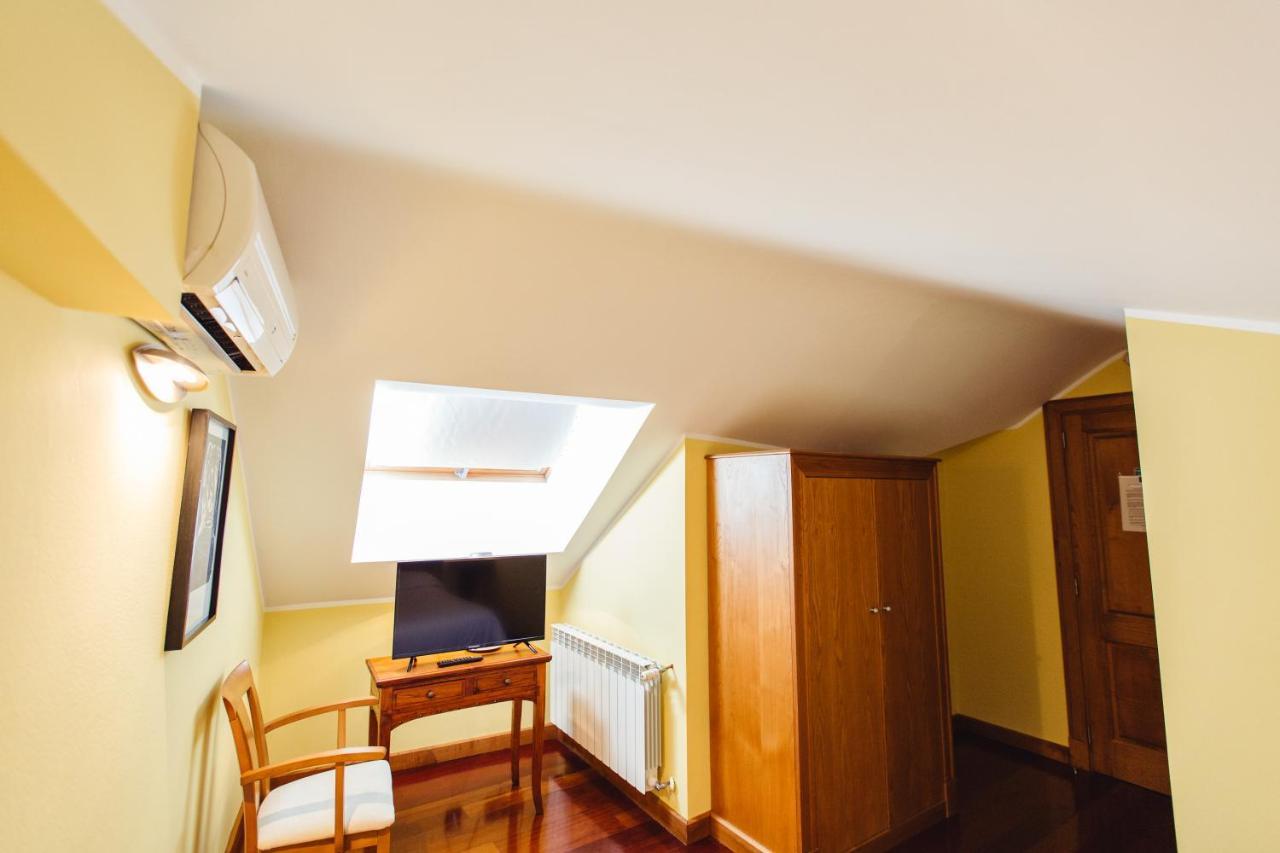 Hotel El Sella Onís エクステリア 写真